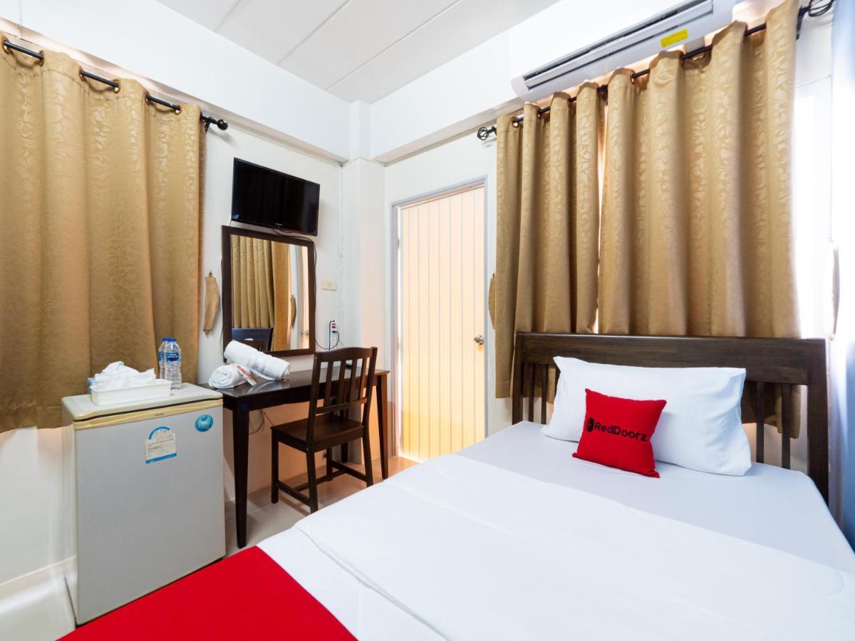 Si Fah At Bangsaen Hotel Ban Rong Khoei Exteriér fotografie