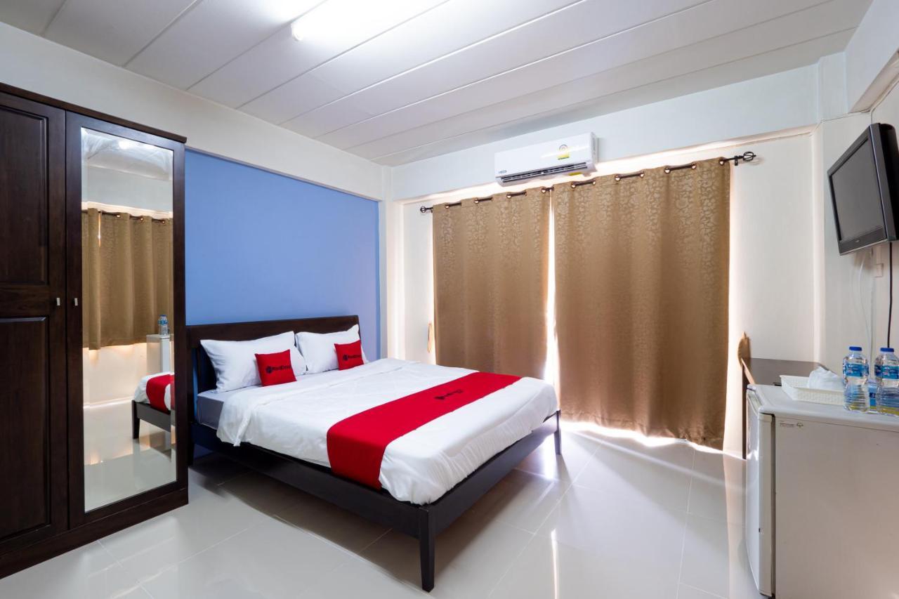 Si Fah At Bangsaen Hotel Ban Rong Khoei Exteriér fotografie