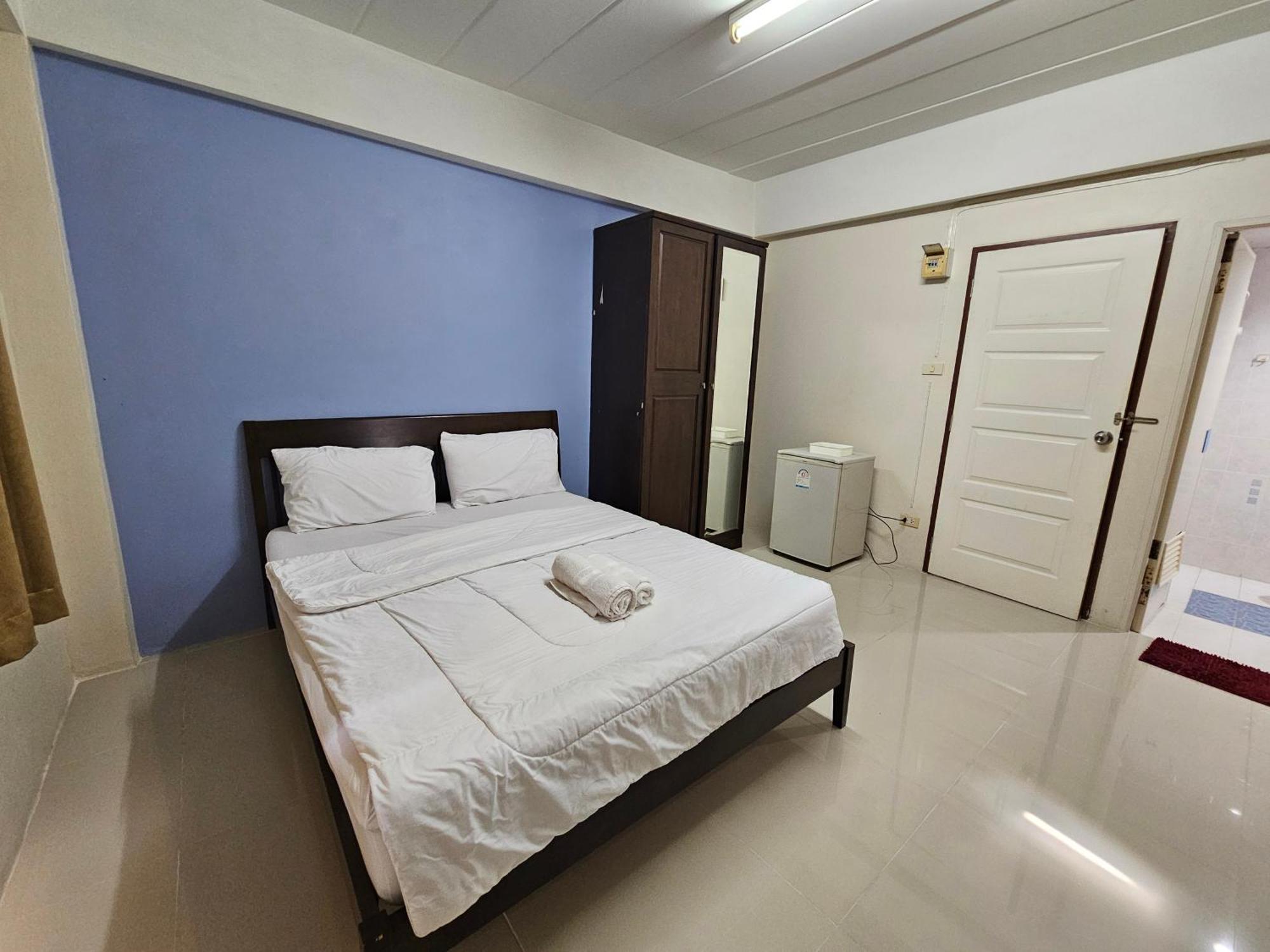 Si Fah At Bangsaen Hotel Ban Rong Khoei Exteriér fotografie