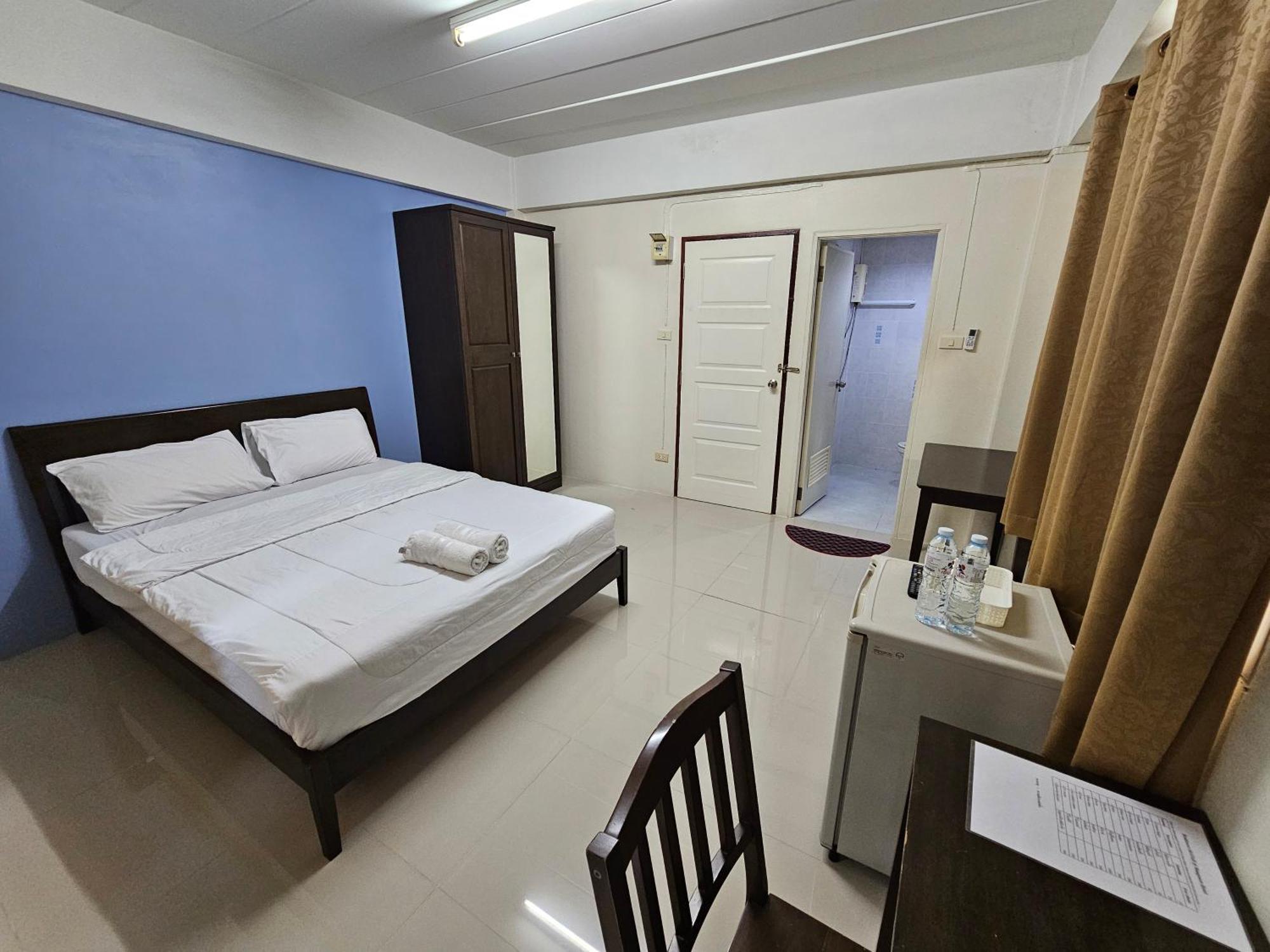 Si Fah At Bangsaen Hotel Ban Rong Khoei Exteriér fotografie