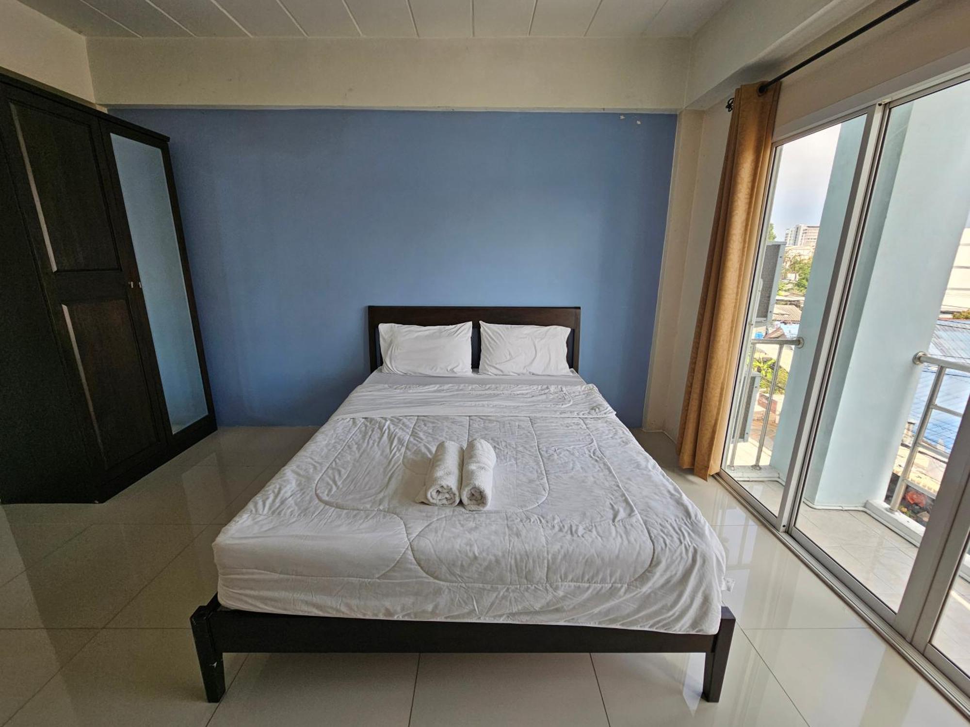 Si Fah At Bangsaen Hotel Ban Rong Khoei Exteriér fotografie