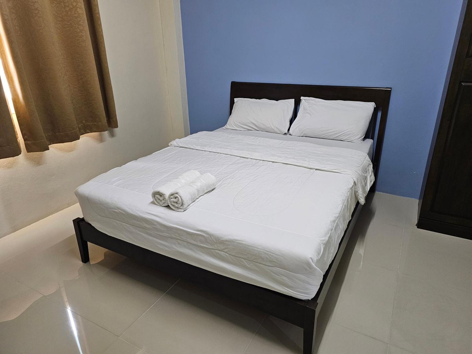 Si Fah At Bangsaen Hotel Ban Rong Khoei Exteriér fotografie