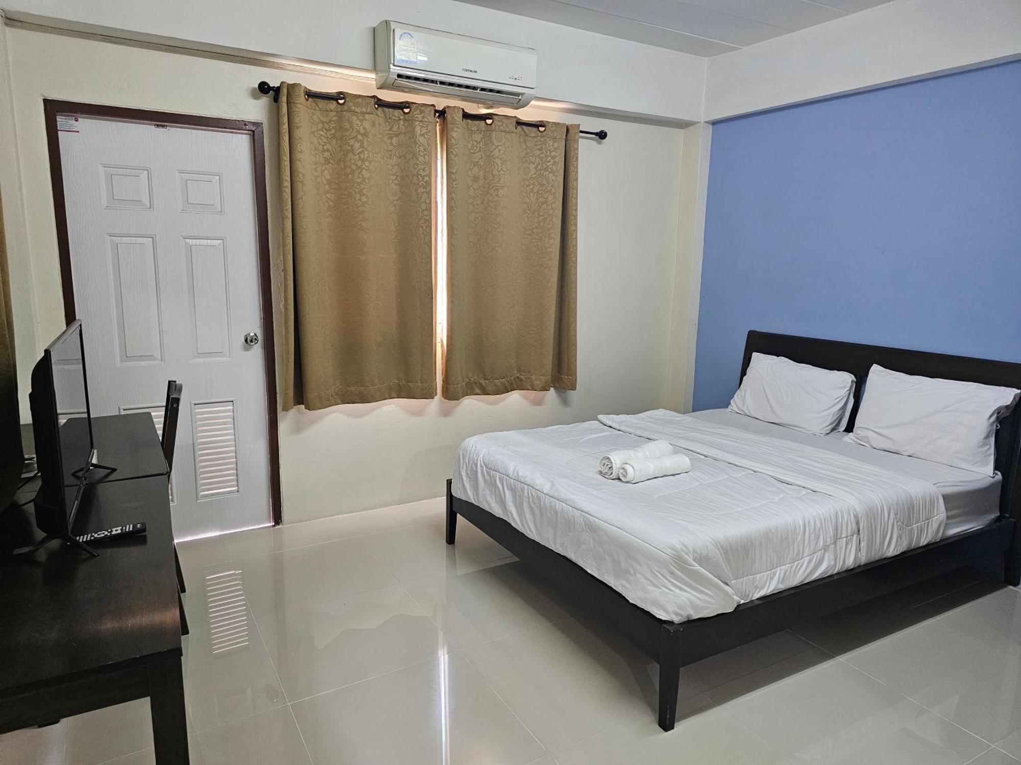 Si Fah At Bangsaen Hotel Ban Rong Khoei Exteriér fotografie